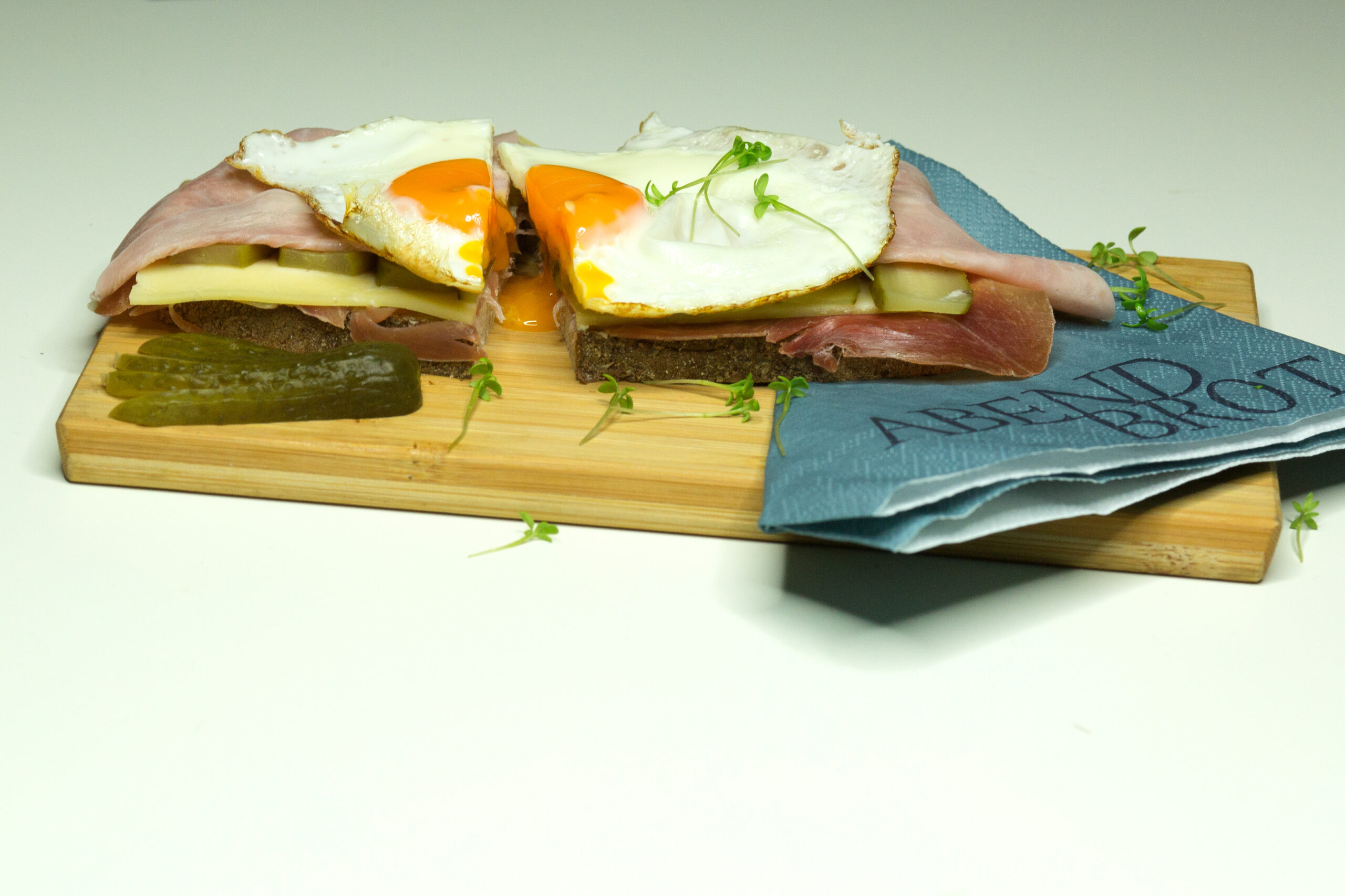 Hier könntest du einen strammen Max sehen